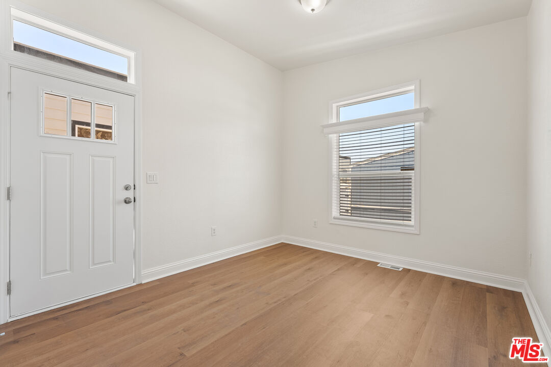 8250 Lankershim Blvd Unit: 153