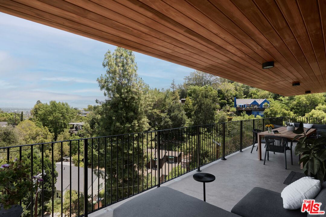 3731 Blue Canyon Dr