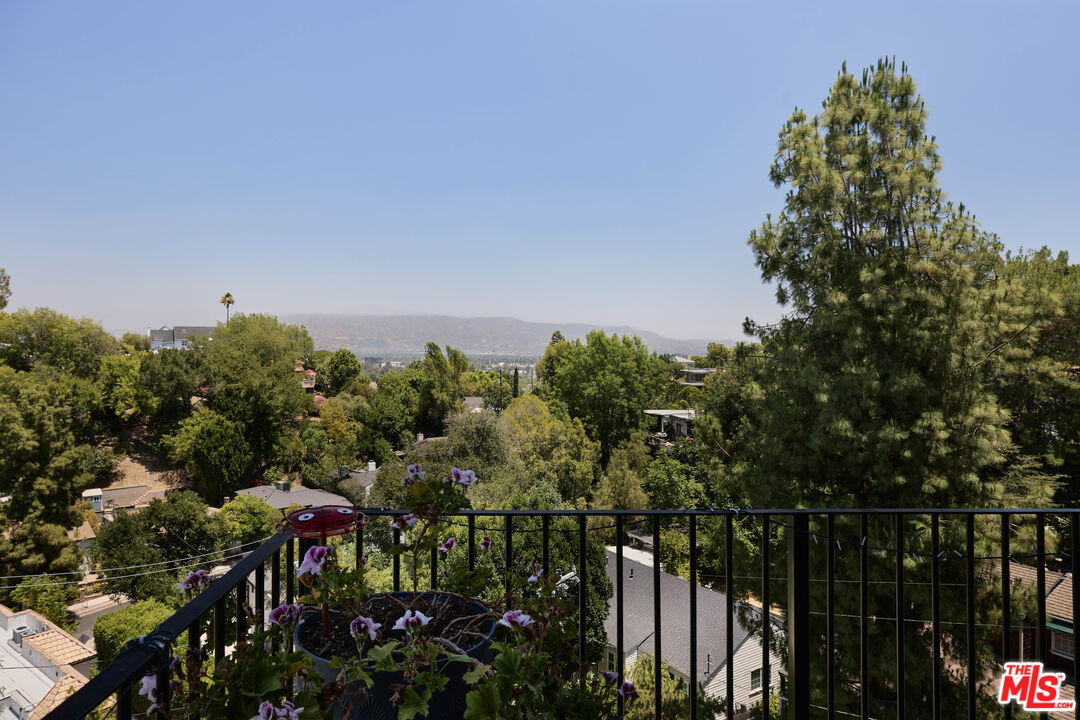 3731 Blue Canyon Dr
