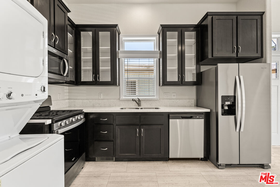 8250 Lankershim Blvd Unit: 186