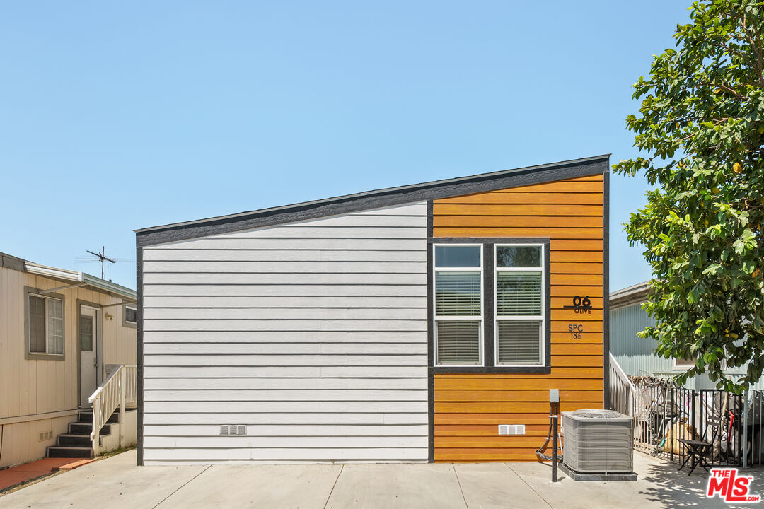 8250 Lankershim Blvd Unit: 186