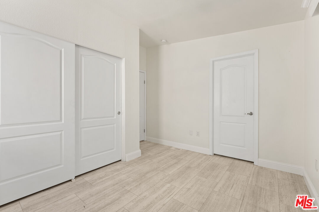 8250 Lankershim Blvd Unit: 186