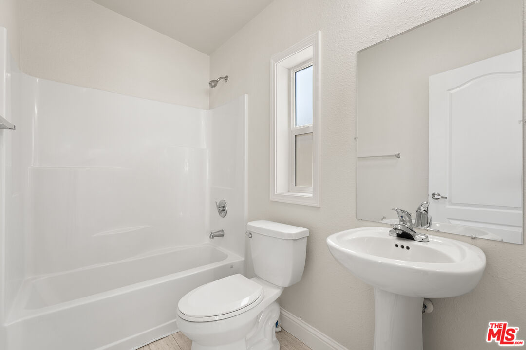 8250 Lankershim Blvd Unit: 186