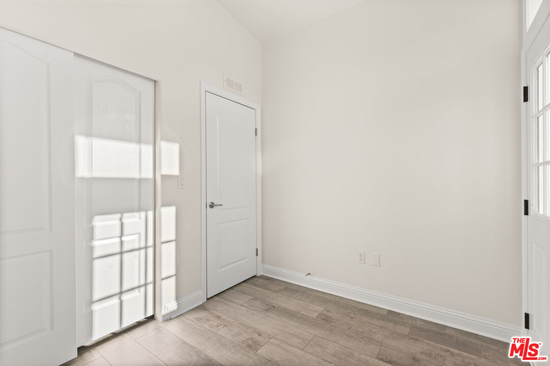 8250 Lankershim Blvd Unit: 109