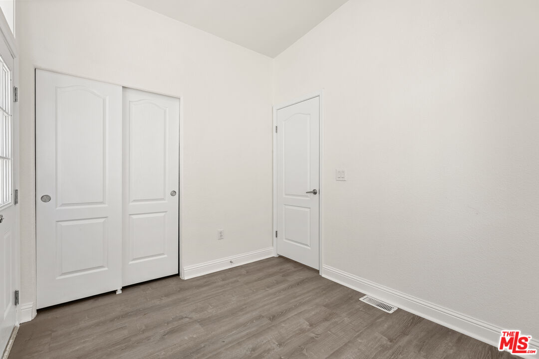 8250 Lankershim Blvd Unit: 140