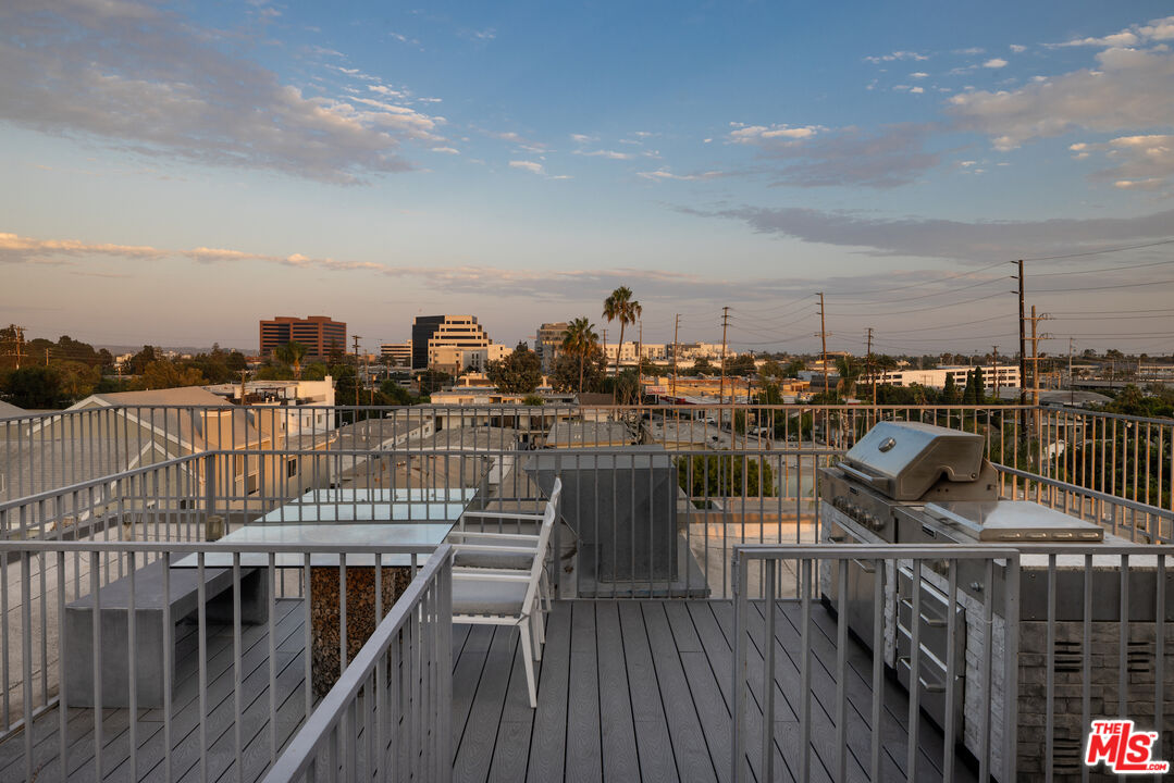 11979 Walnut Ln Unit: 1