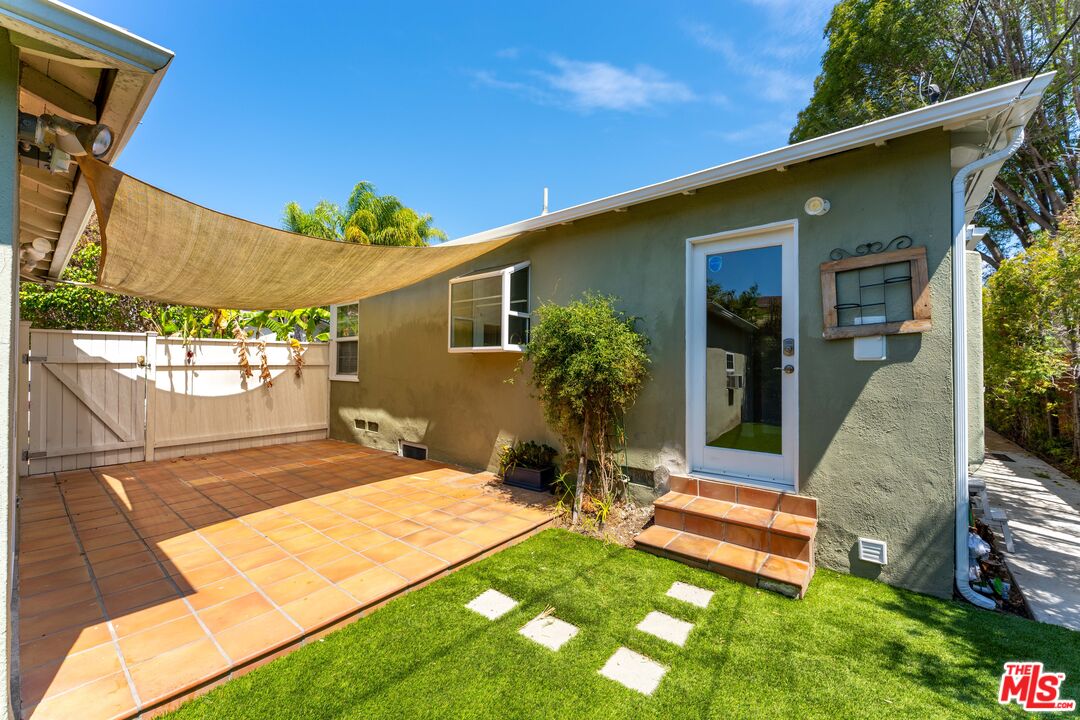 2904 Oakhurst Ave