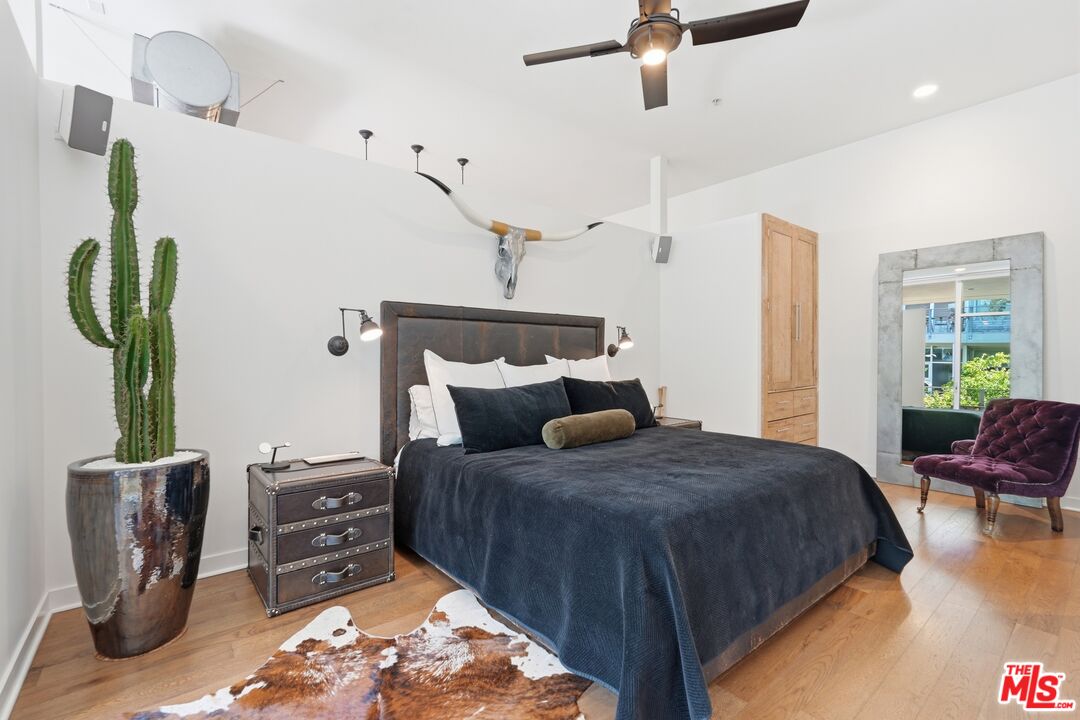 4080 Glencoe Ave Unit: 317