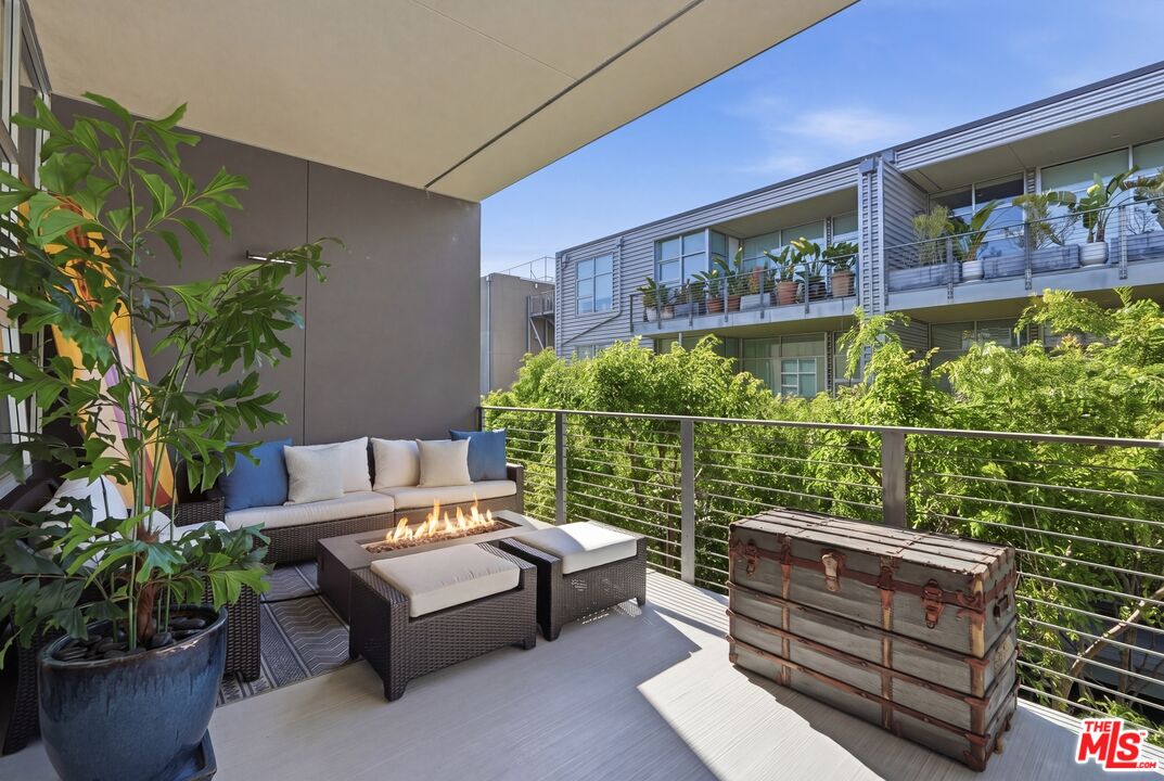 4080 Glencoe Ave Unit: 317