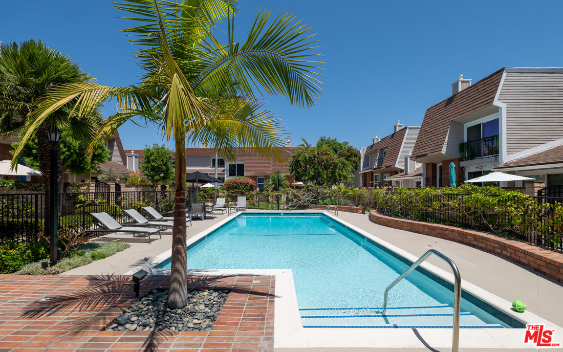 13011 Mindanao Way Unit: 4