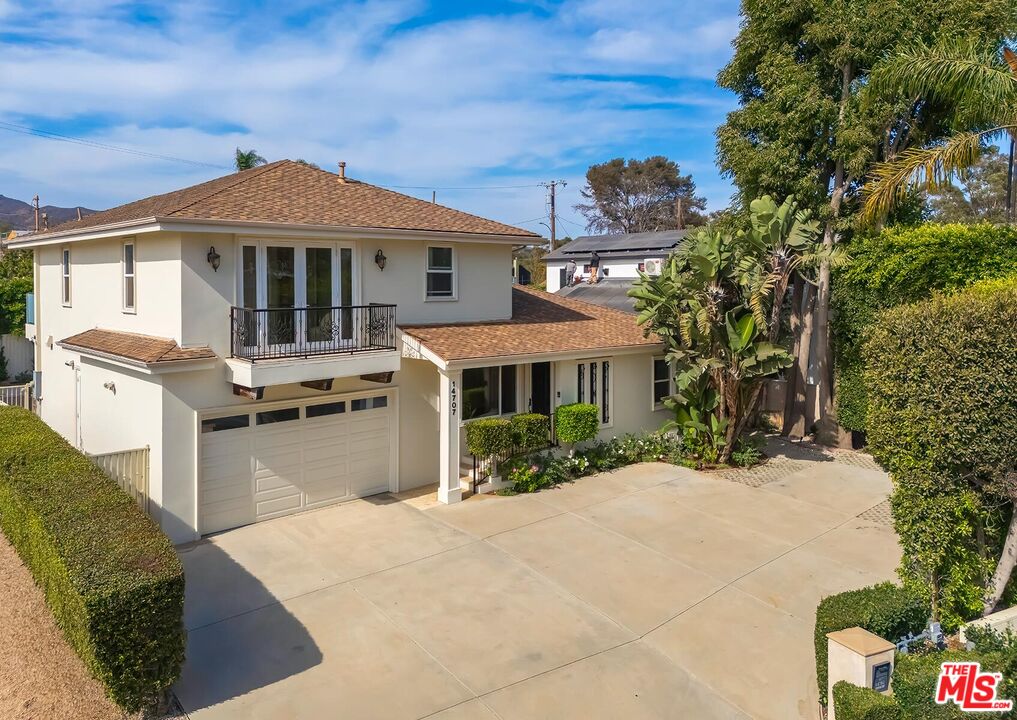 14707 W Sunset Blvd