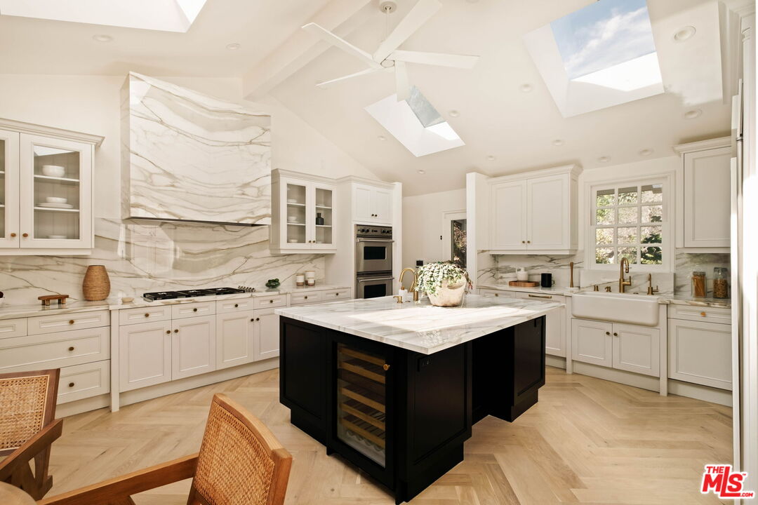 251 N Layton Dr