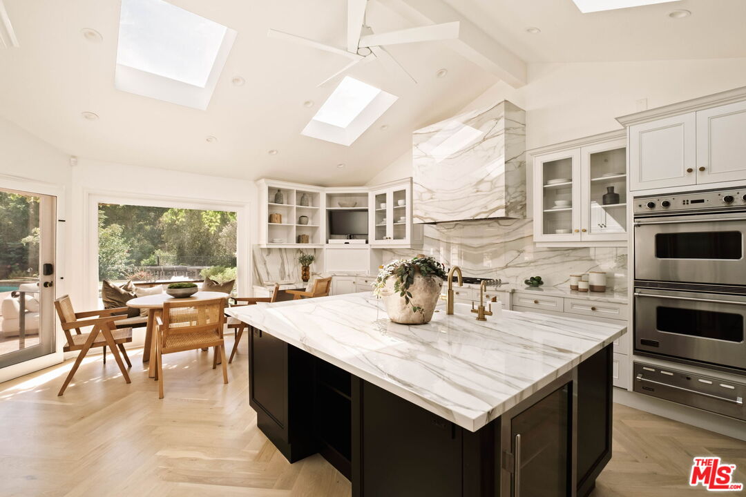 251 N Layton Dr