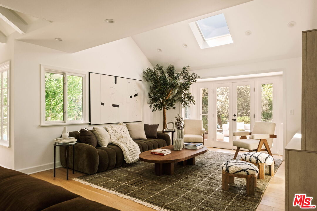 251 N Layton Dr