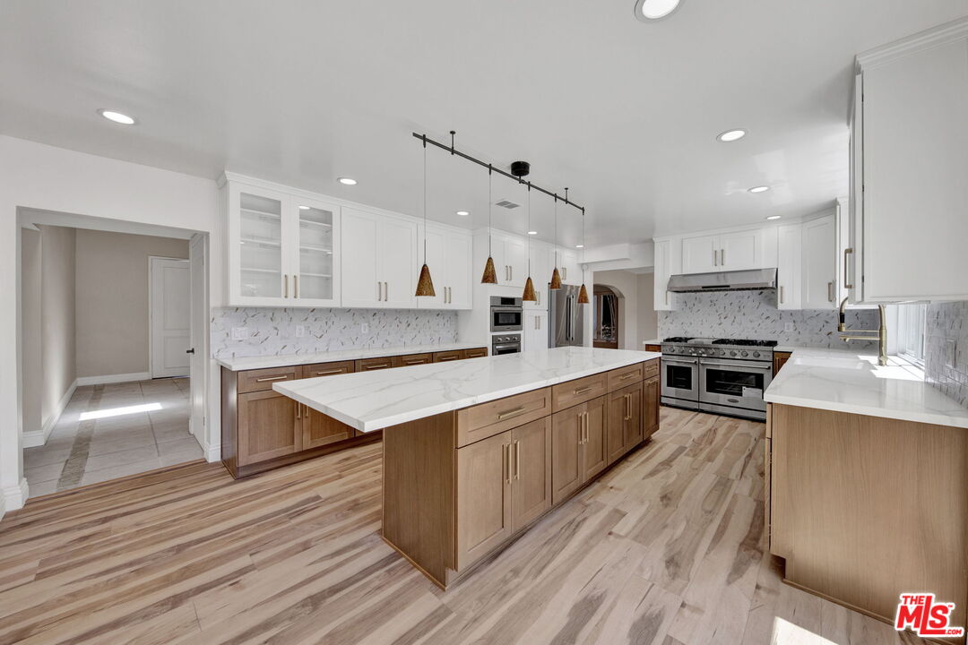16608 Park Lane Cir