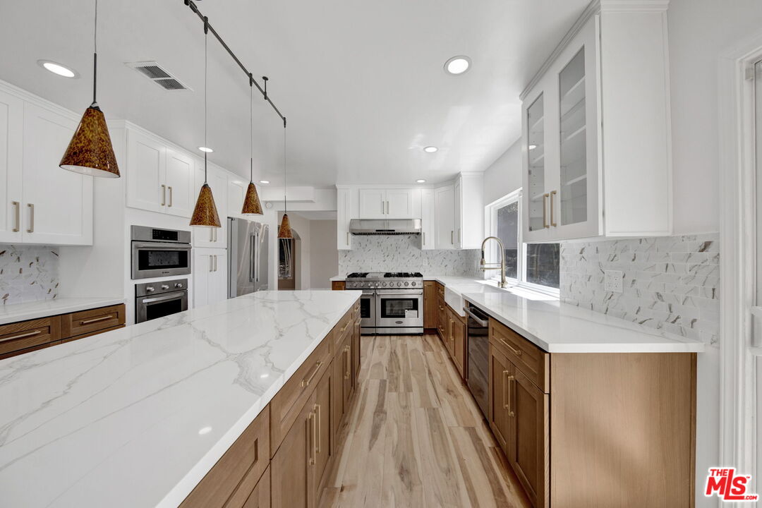 16608 Park Lane Cir