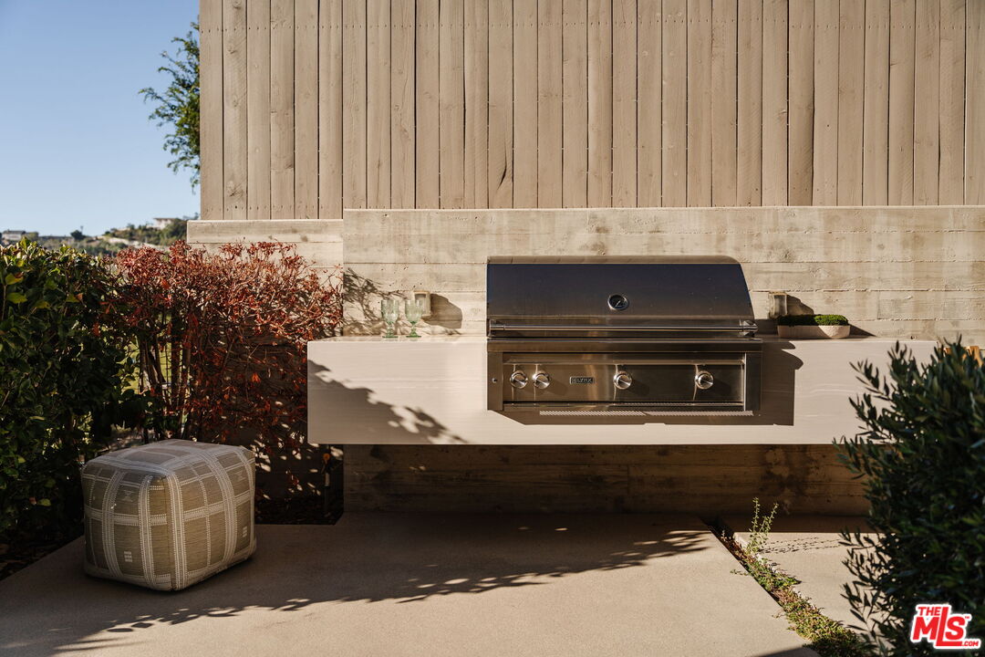 3642 Beverly Ridge Dr