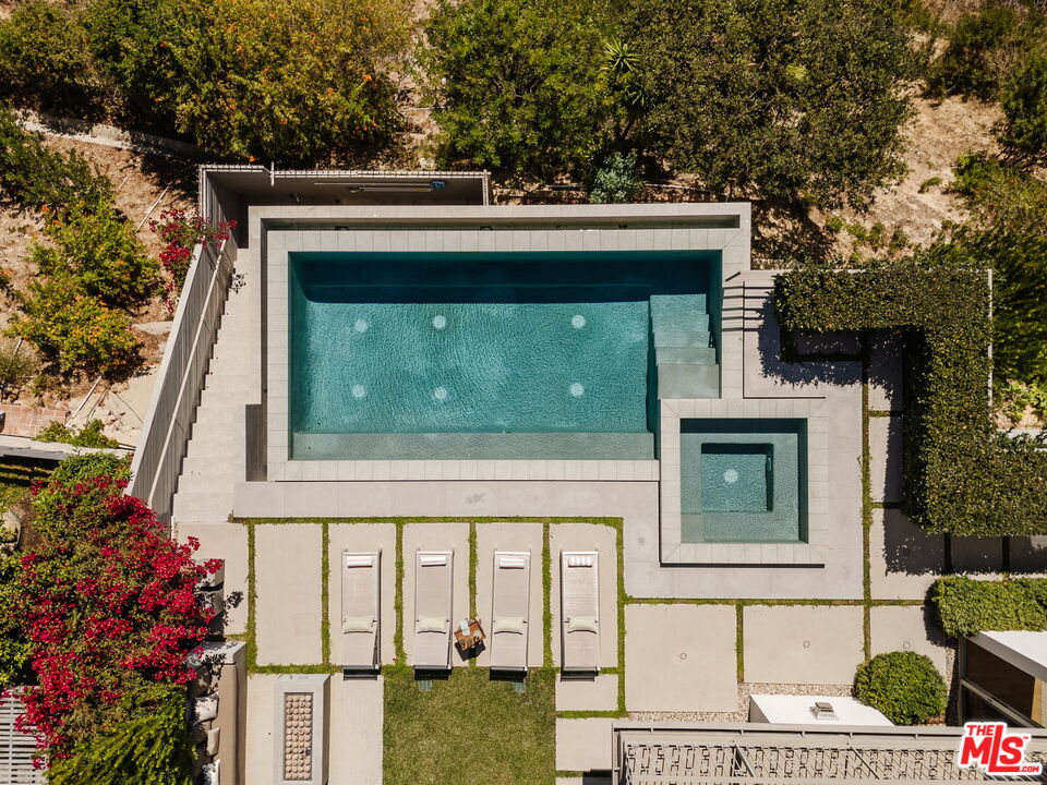 3642 Beverly Ridge Dr