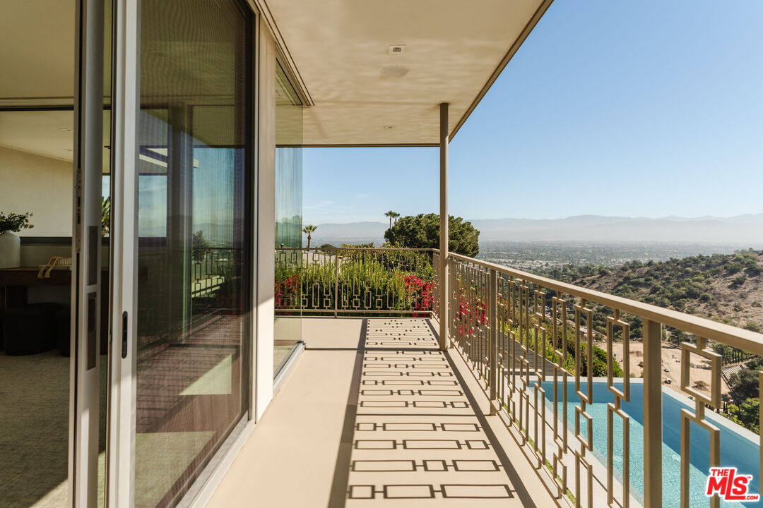 3642 Beverly Ridge Dr