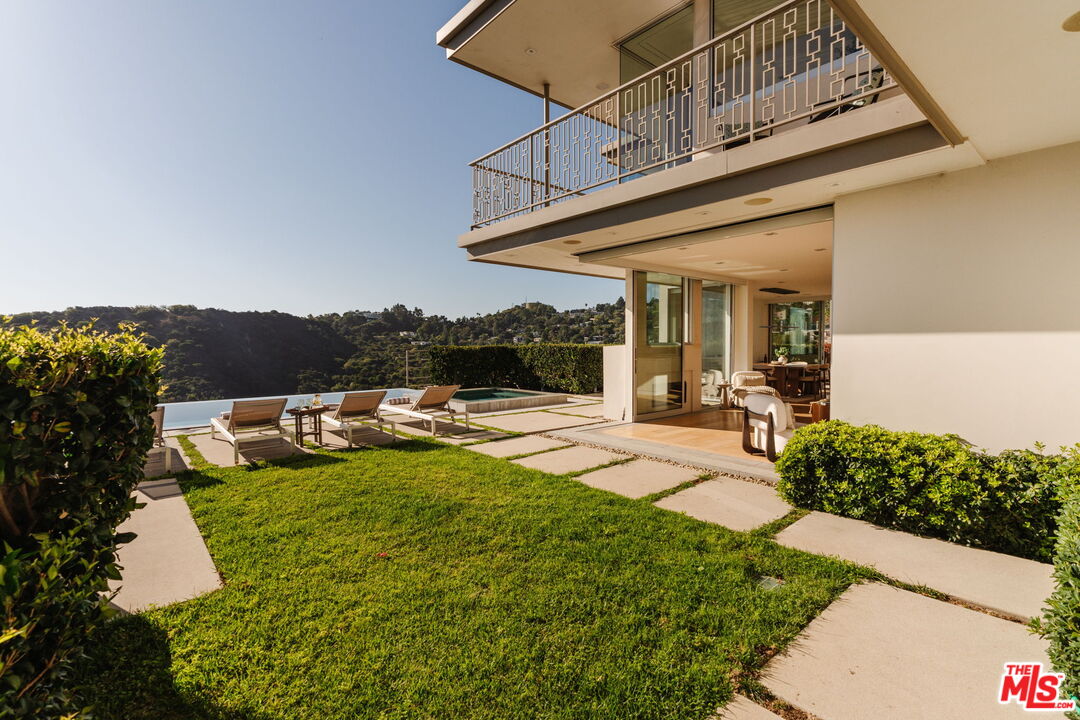 3642 Beverly Ridge Dr
