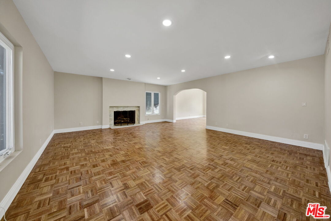 16608 Park Lane Cir