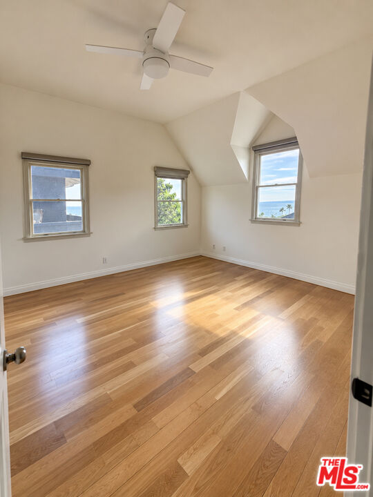 6457 Surfside Way