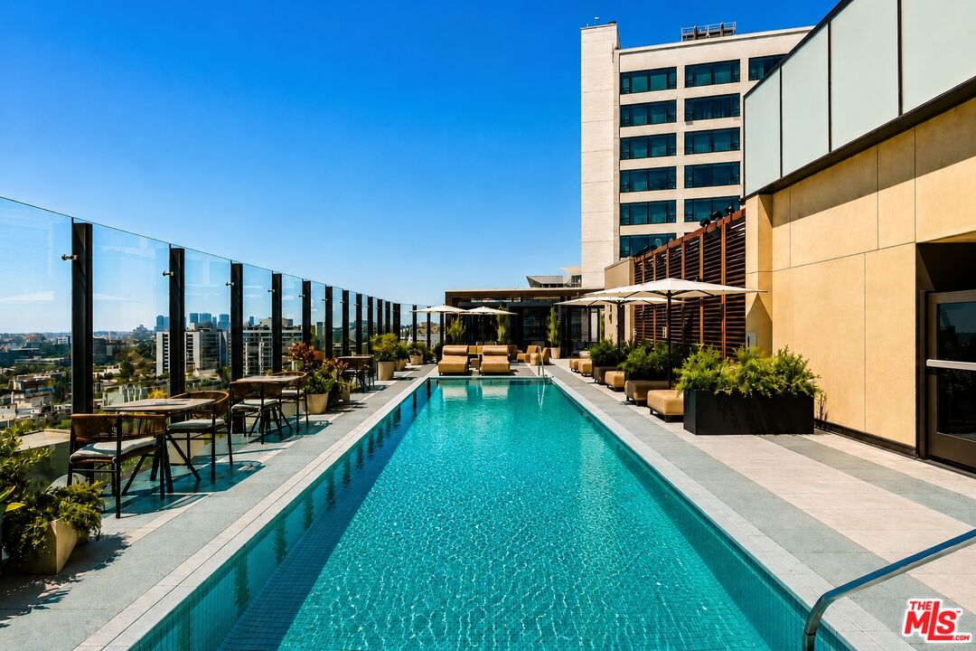 8420 W Sunset Blvd Unit: 107