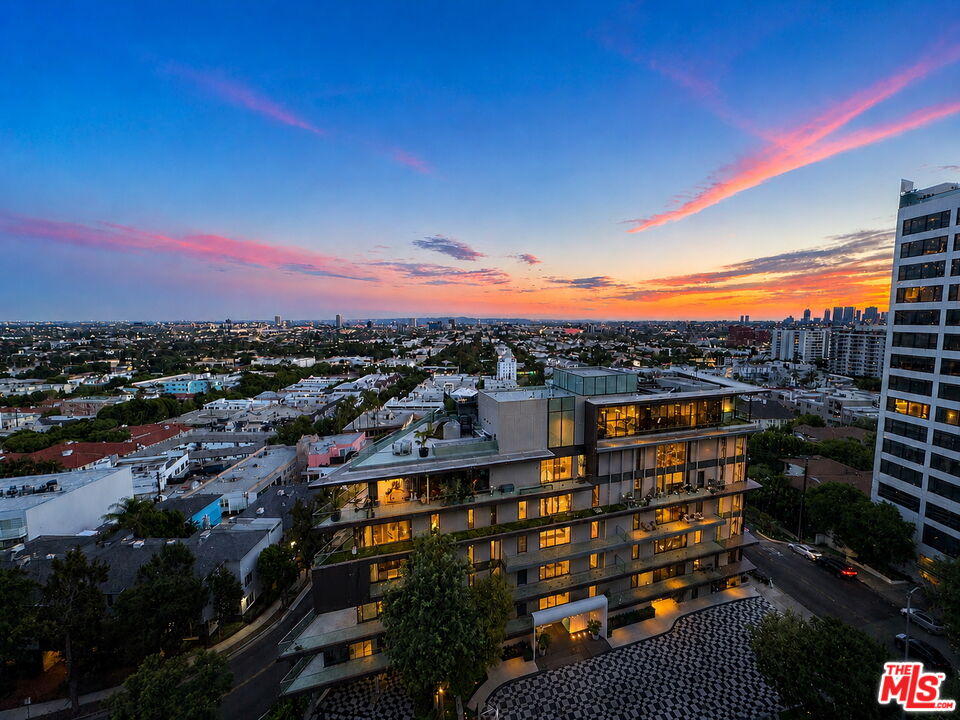 8420 W Sunset Blvd Unit: 107