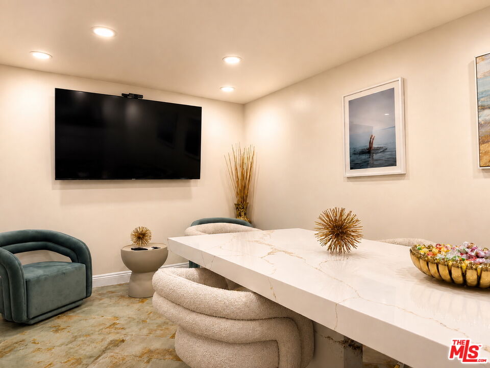 10520 Wilshire Blvd Unit: 701