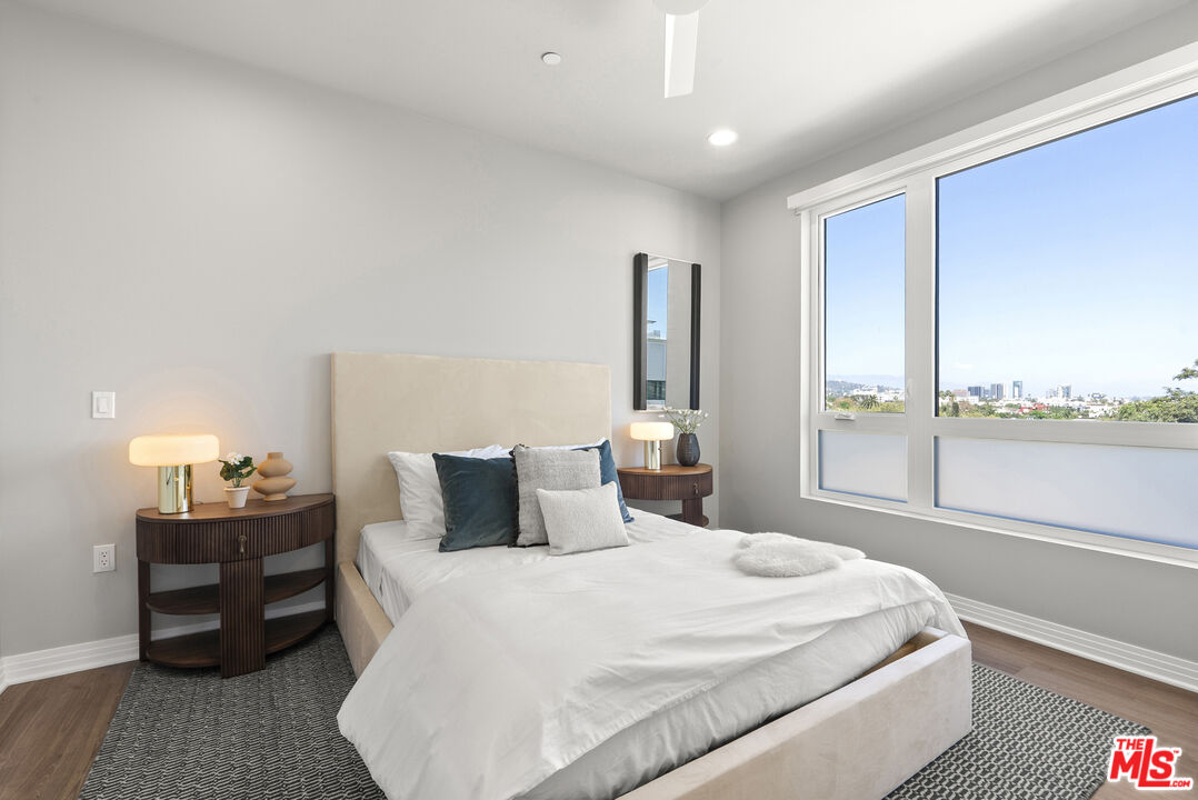 7428 Santa Monica Blvd Unit: PH 505