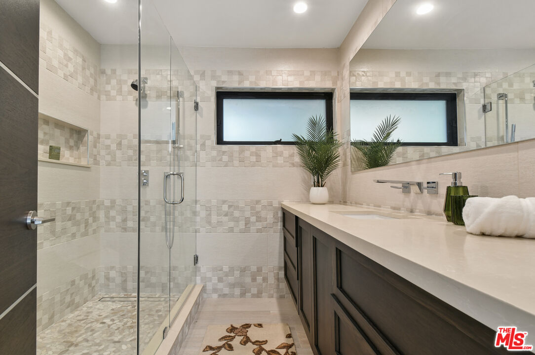 4423 Bergamo Dr