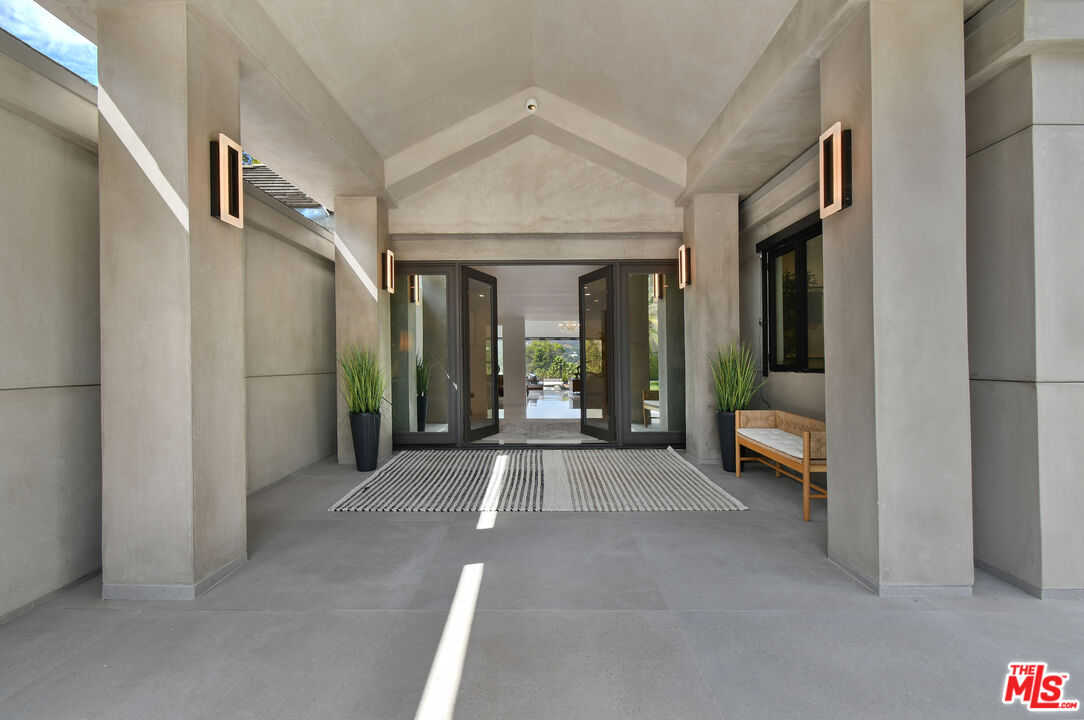 4423 Bergamo Dr
