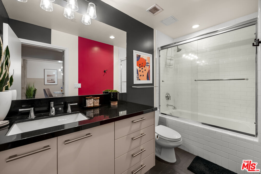 416 S Spring St Unit: 610
