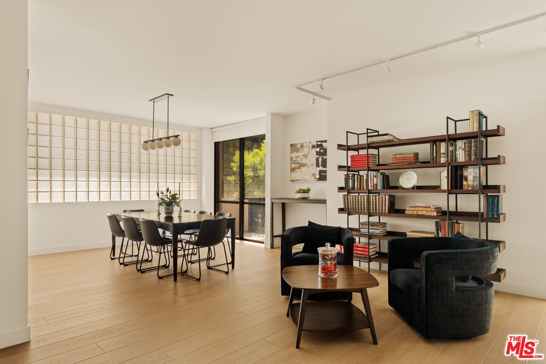 211 S Spalding Dr Unit: 107S