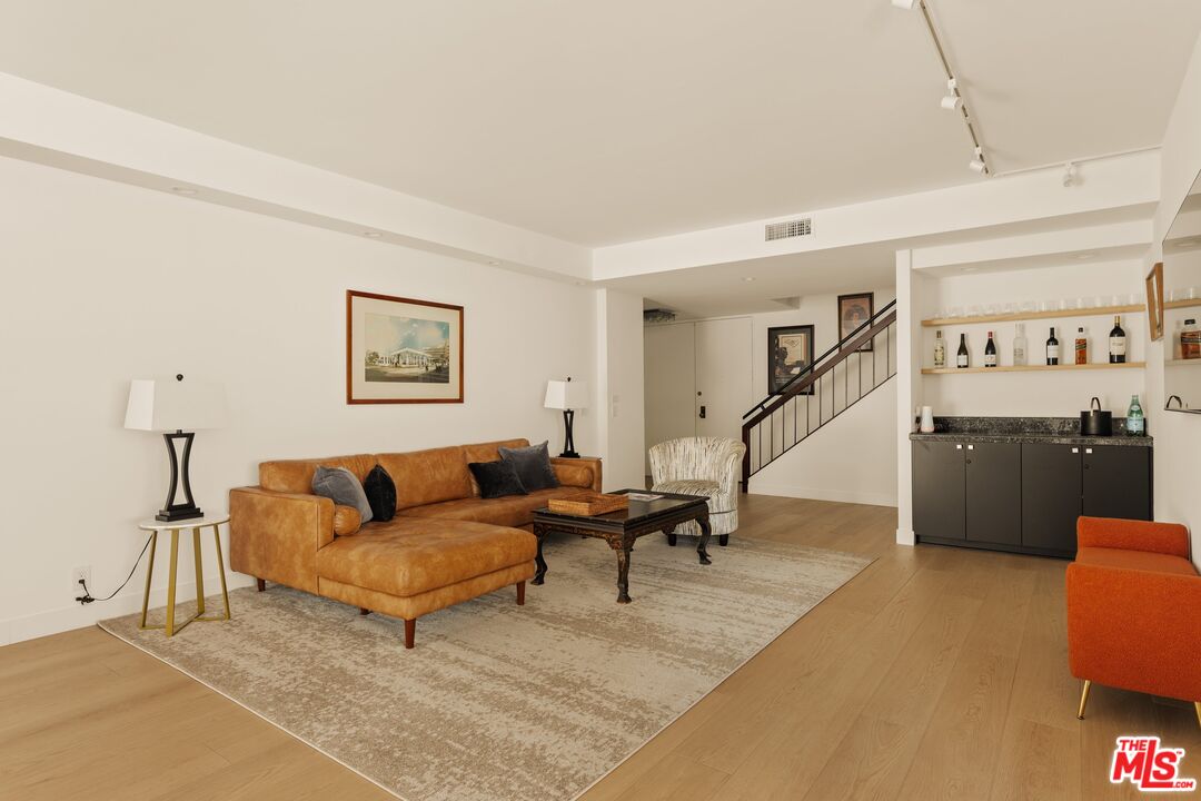 211 S Spalding Dr Unit: 107S