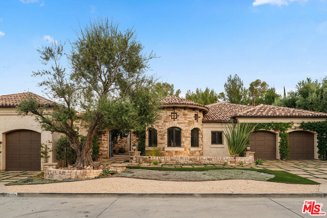 24903 Palmilla Dr