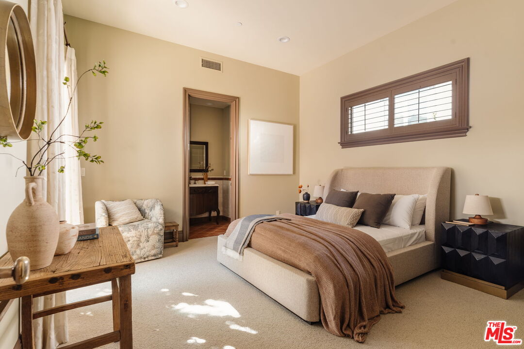 24903 Palmilla Dr