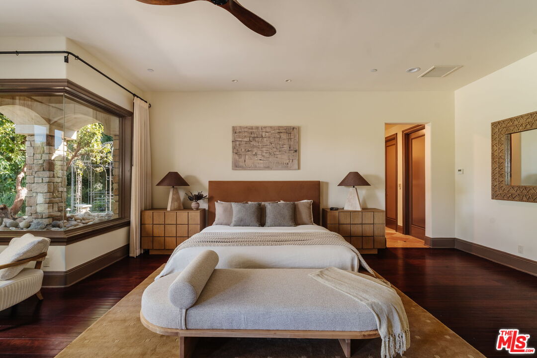24903 Palmilla Dr