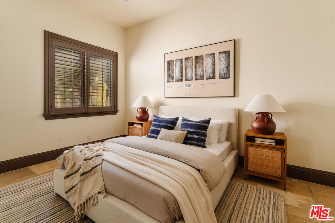 24903 Palmilla Dr