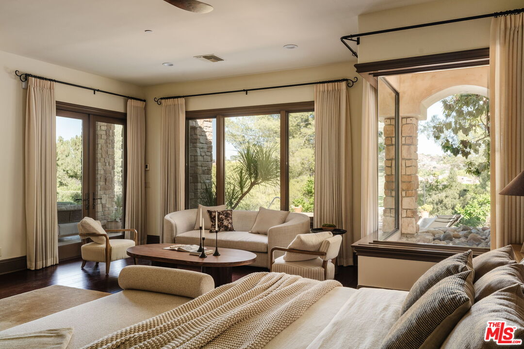 24903 Palmilla Dr