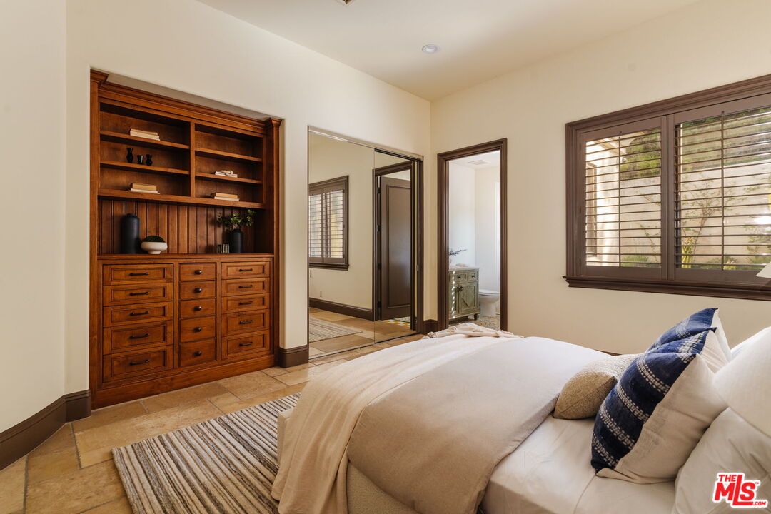 24903 Palmilla Dr