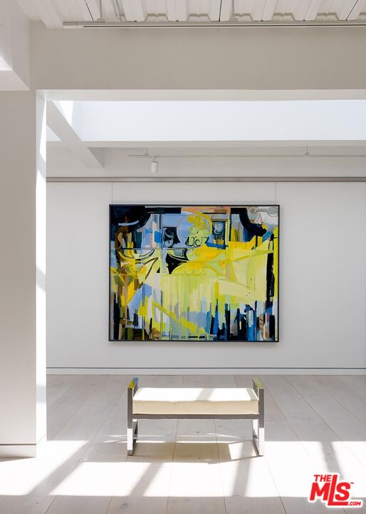 353 S Broadway St Unit: Penthouse