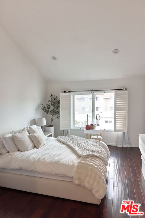 11706 Montana Ave Unit: 309