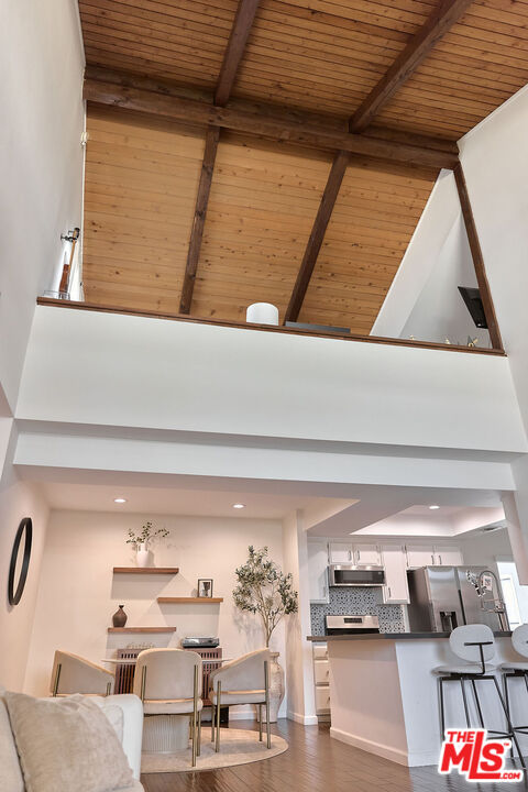 11706 Montana Ave Unit: 309