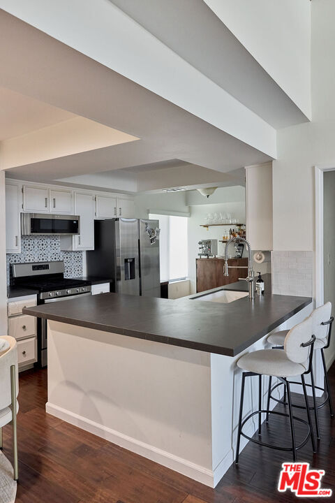 11706 Montana Ave Unit: 309