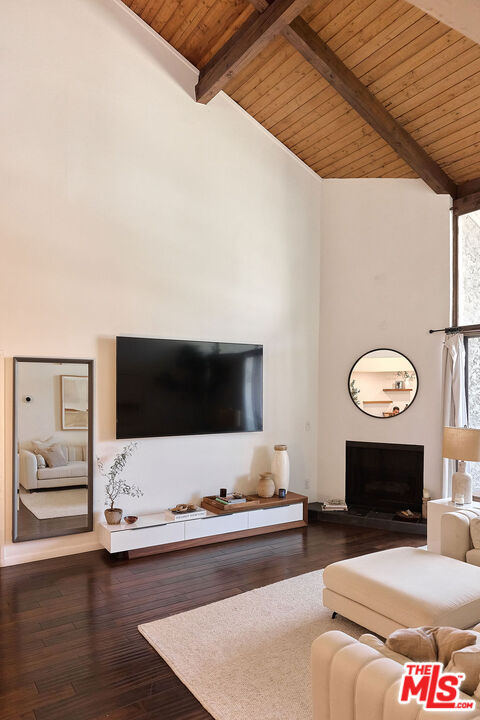 11706 Montana Ave Unit: 309