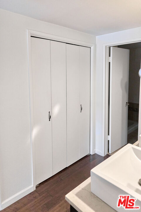 11706 Montana Ave Unit: 309