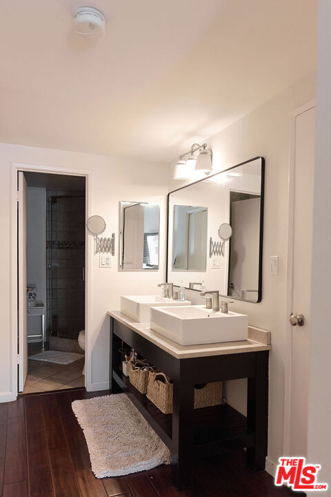 11706 Montana Ave Unit: 309
