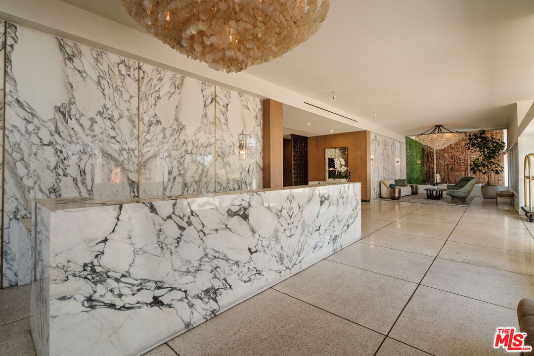 8787 Shoreham Dr Unit: 407