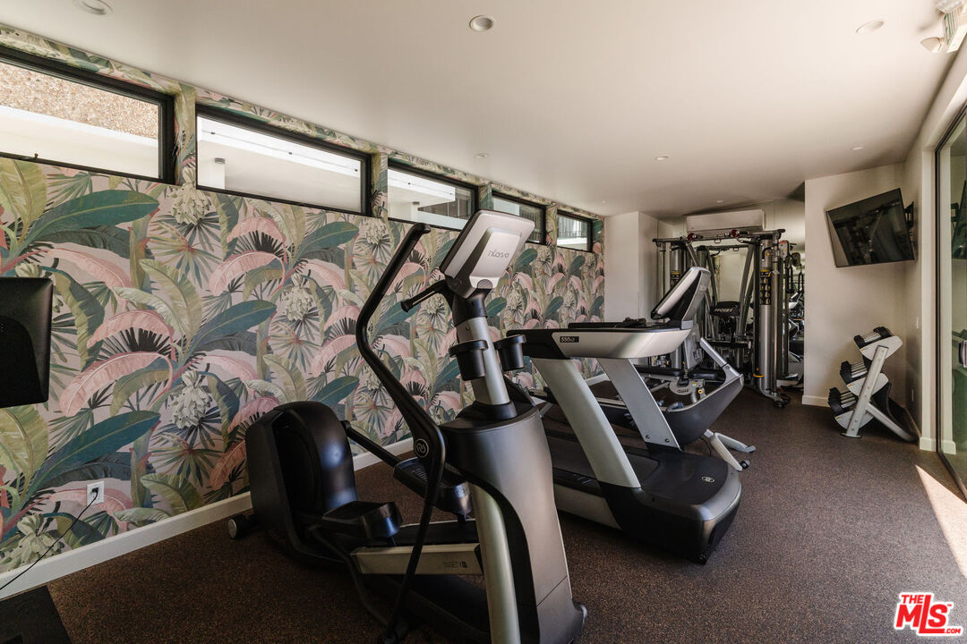 8787 Shoreham Dr Unit: 407